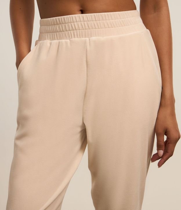 Pantalón Deportivo en Microfibra con Cintura Elástica 5