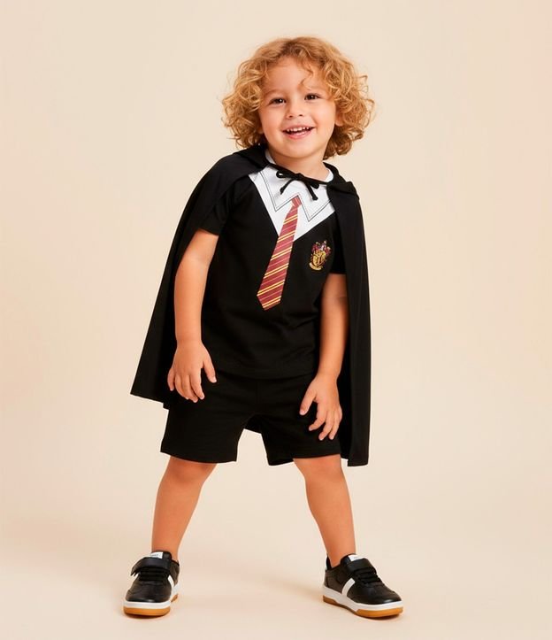 Remera Comfort Infantil con Capa y Estampa Grifinória Harry Potter - Talle 4 a 8 años