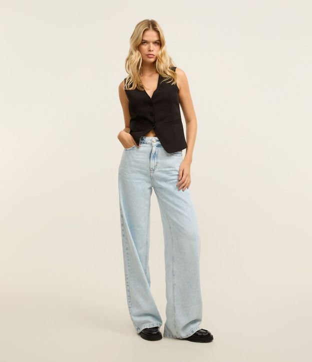 Pantalón Wide Leg en Jeans con Tiro Alto y Bolsillos 1