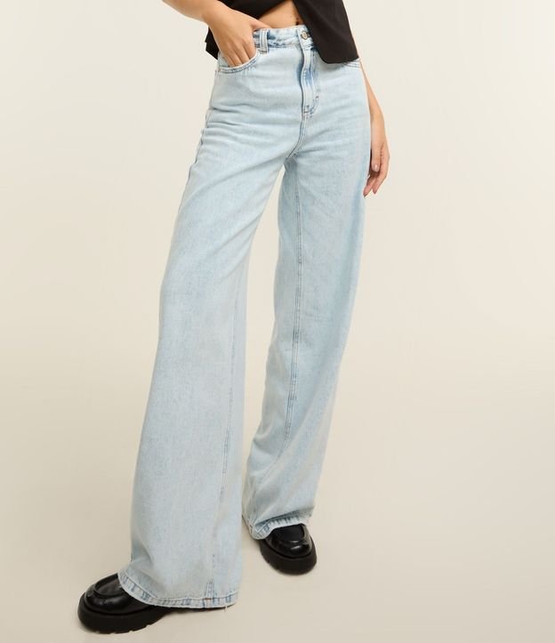 Pantalón Wide Leg en Jeans con Tiro Alto y Bolsillos 3