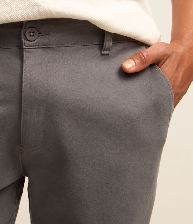 Pantalón Básico en Sarga 5