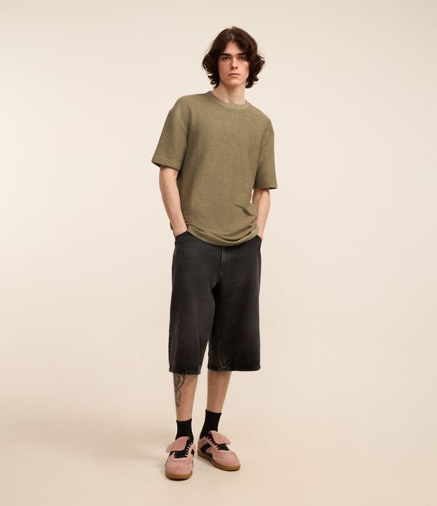 Remera Relaxed Soft con Cuello Redondo 2