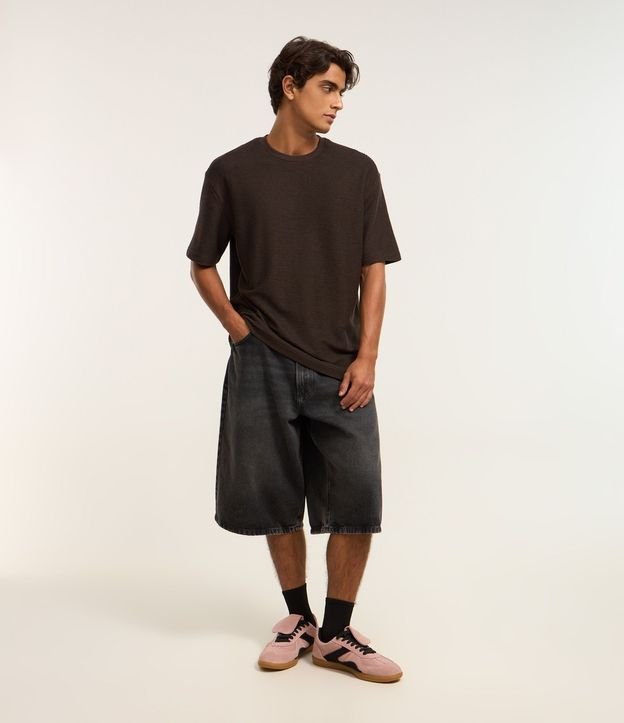 Remera Relaxed Soft con Cuello Redondo 2