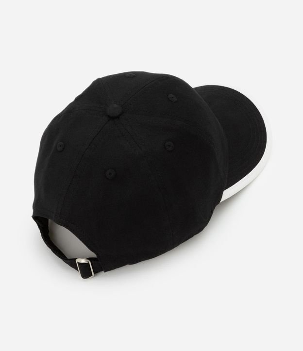 Gorra Visera Curva en Sarga con Detalle Contrastante en Borde 4
