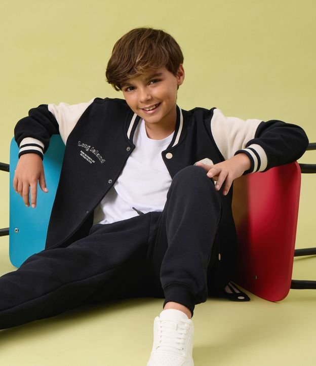 Campera Bomber Infantil con Recortes Contrastante - Talle 5 a 14 años