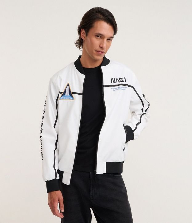 Campera Rompe Viento con Estampa NASA