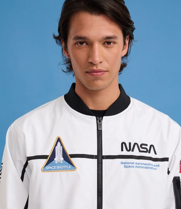 Campera Rompe Viento con Estampa NASA 3