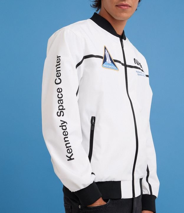 Campera Rompe Viento con Estampa NASA 6