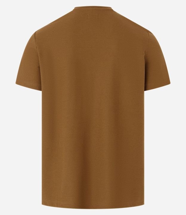 Remera Regular con Textura Colmena 9
