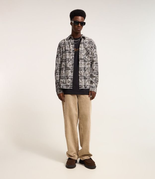 Camisa Comfort en Franela con Estampa de Cuadros con Bolsillo 5
