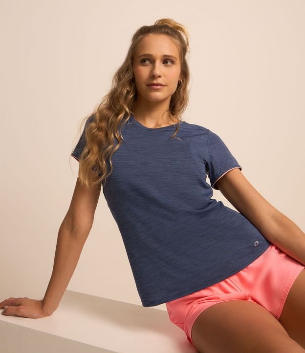 Remera Deportiva Alargada en Poliamida con Biés Contrastante