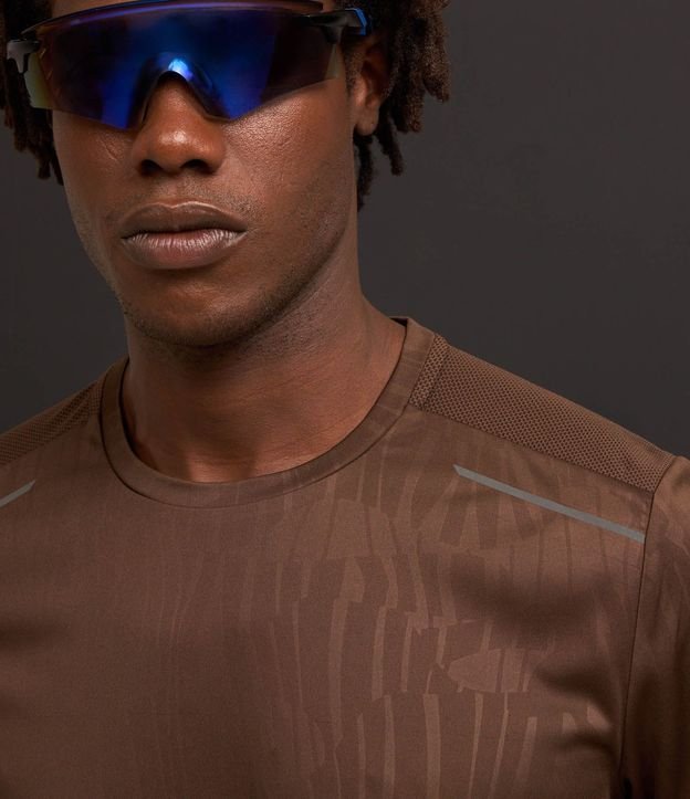 Remera Deportiva Tecnologia Dry con Estampa Heat Print 4