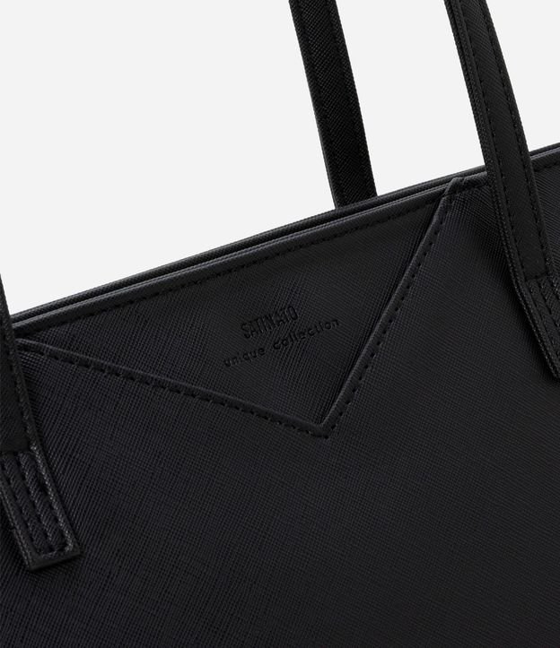 Cartera Shopper Grande en PU Textura Safiano con Bretel Largo 6