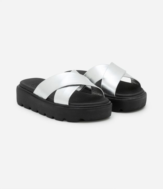 Sandalia Flatform Infantil con Tiras Cruzadas - Talle 26 al 36