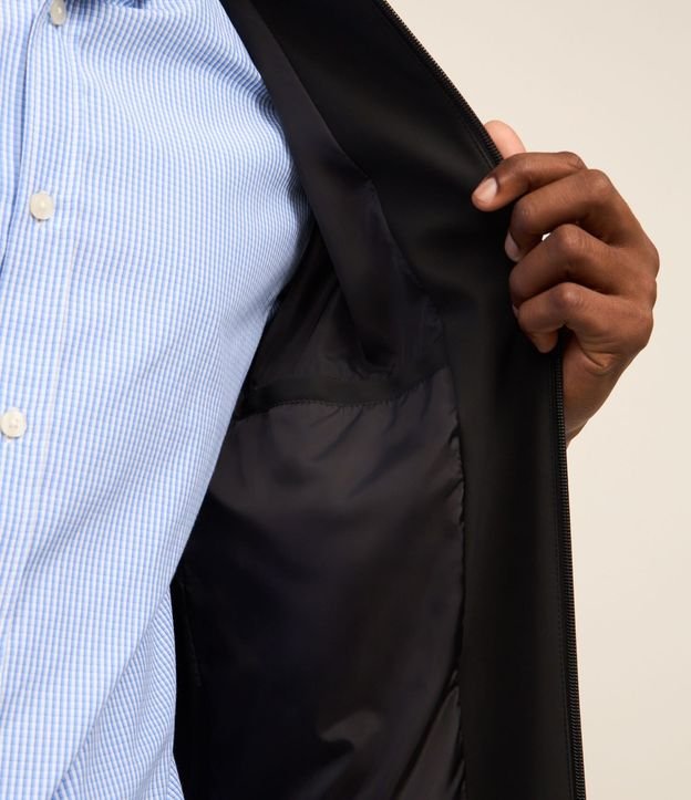 Campera con Tecnologia Repelente al Agua 5