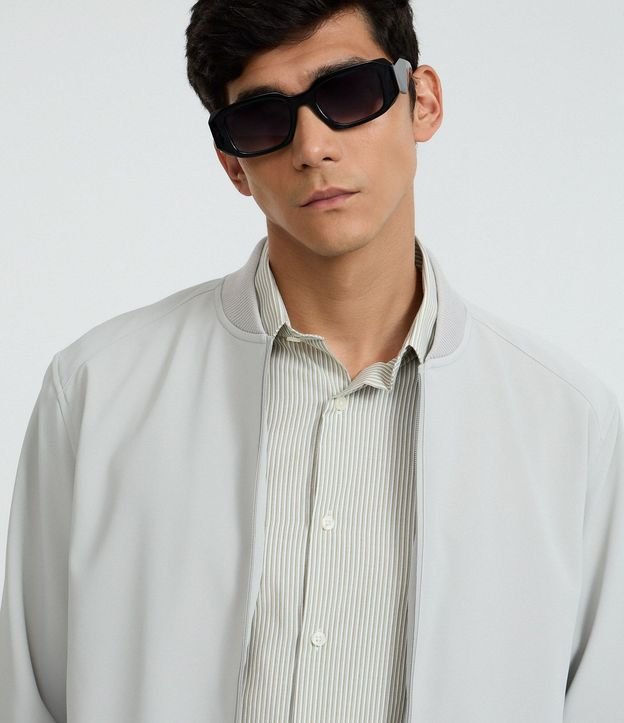 Campera con Tecnologia Repelente al Agua 7