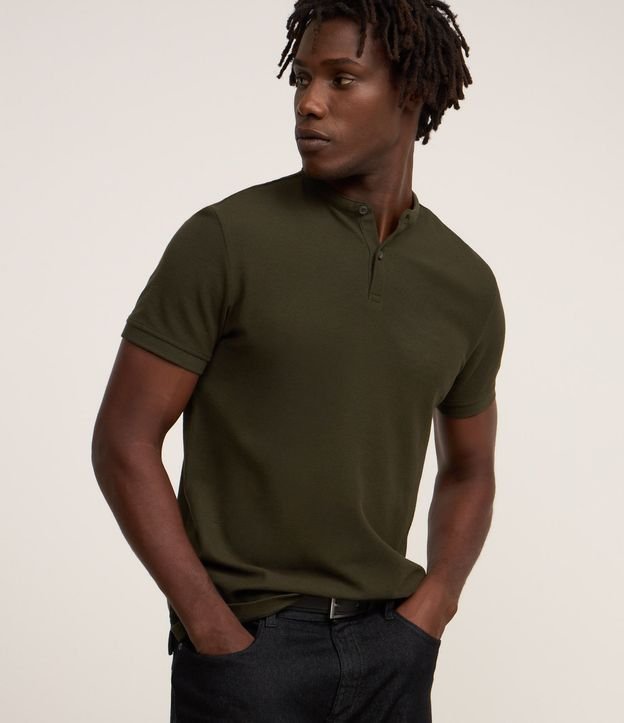 Camisa Polo Slim en Piquet Texturizado con Cuello Polo