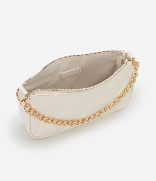 Cartera Baguette Pequeña en PU con Detalle de Cadena Embossed 5