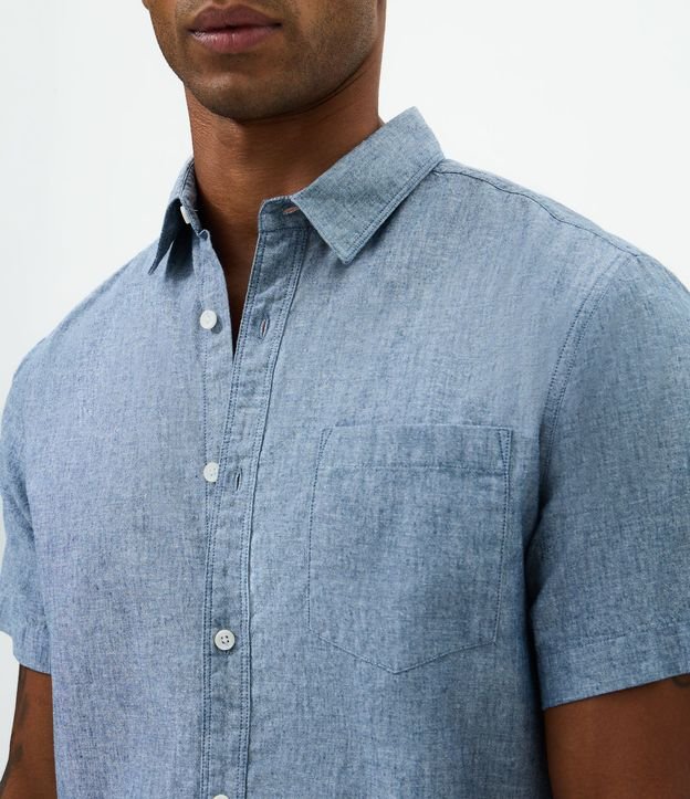 Camisa Comfort Básica en Lino con Bolsillo Delantero 4