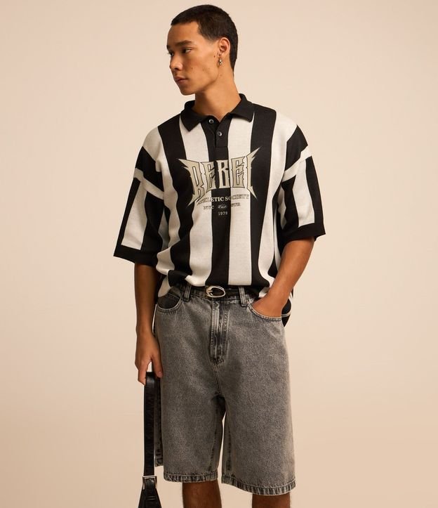 Bermuda Baggy Jeans con Pespunte Contrastante