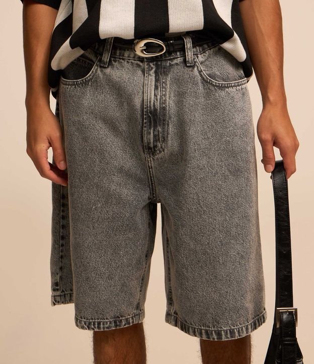 Bermuda Baggy Jeans con Pespunte Contrastante 2