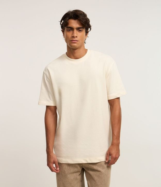 Remera en Algodón Texturizado en Cuello Redondo
