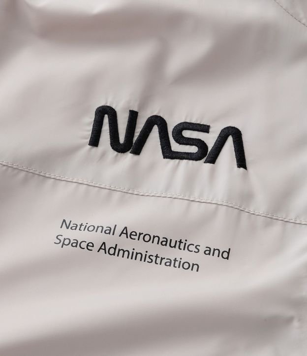 Campera Rompevientos Infantil con Estampa Nasa - Talle 5 a 14 años 11