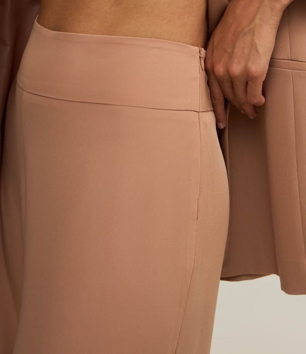 Pantalón Pantalona en Crepé con Pences 4