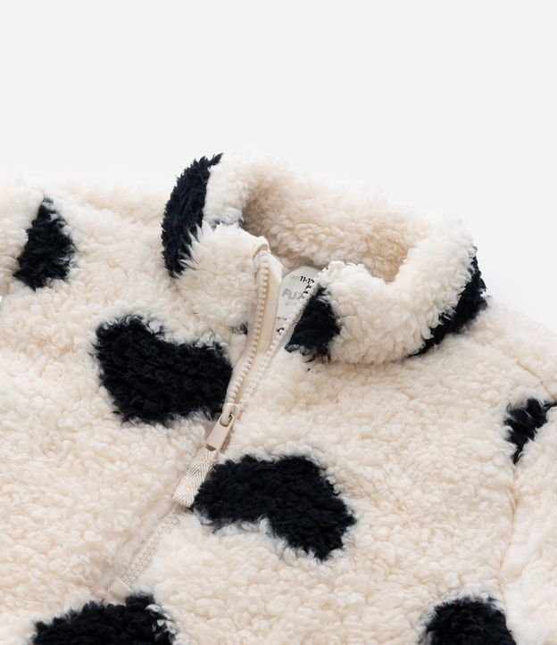 Saco Infantil en Sherpa con Estampa Corazones - Talle 5 a 14 años 7