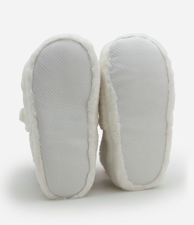 Pantufla Cerrada en Pelúcia con Bordado Hello Kitty y Orejitas 4