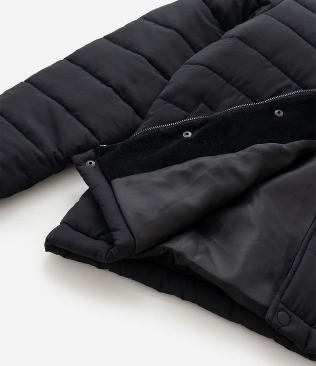Campera Puffer con Cuello Alto Aterciopelada y Bolsillo Cargo 10