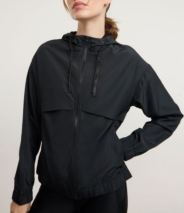 Campera Corta Vento Alargada con Saquito para Guardar 3