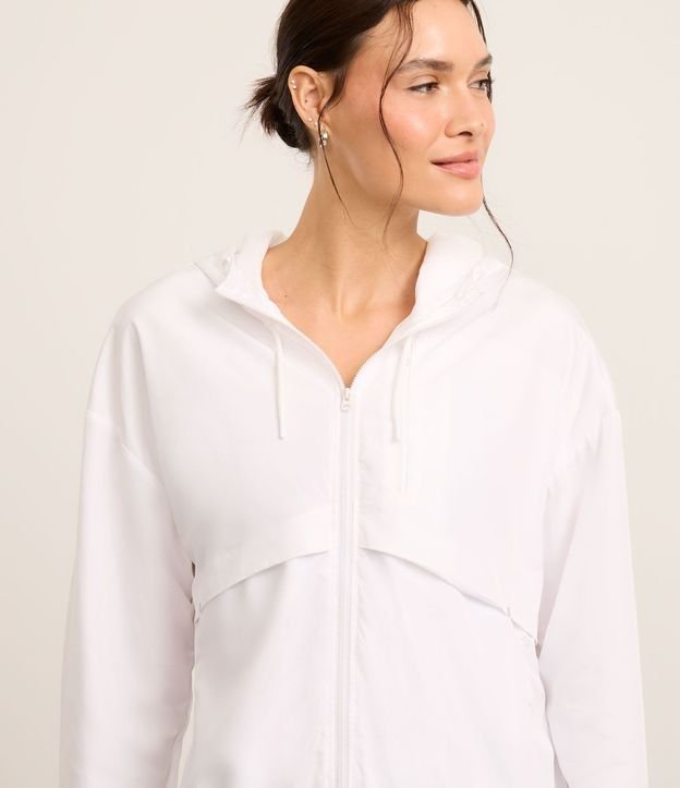 Campera Corta Vento Alargada con Saquito para Guardar 3