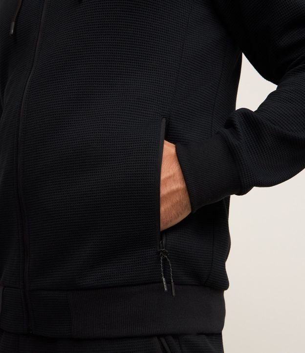 Saco Deportivo Texturizado con Raya Reflectante y Capucha 4