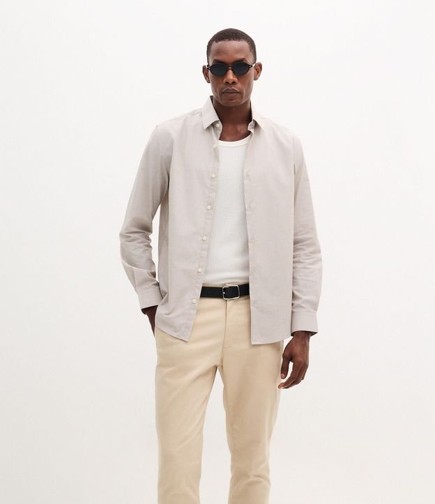 Pantalón Slim en Sarga Cintura con Trabillas y Bolsillo 4