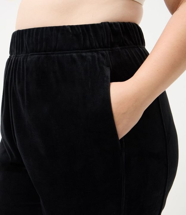 Pantalón Jogger Deportiva en Plush Curve y Plus Size 3