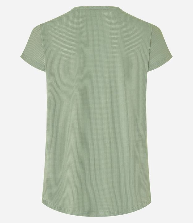 Remera en Microfibra con Escote Redondo 6