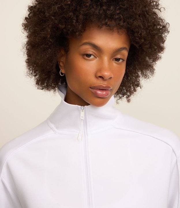 Campera Deportiva en Microfibra Pesada con Cuello 5