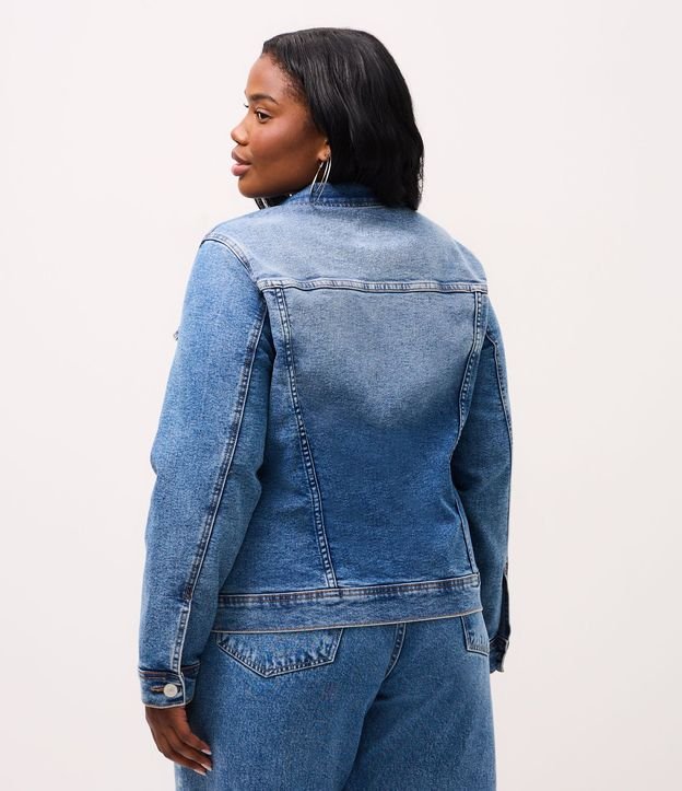 Campera Básica en Jeans Desteñido Curve & Plus Size 4
