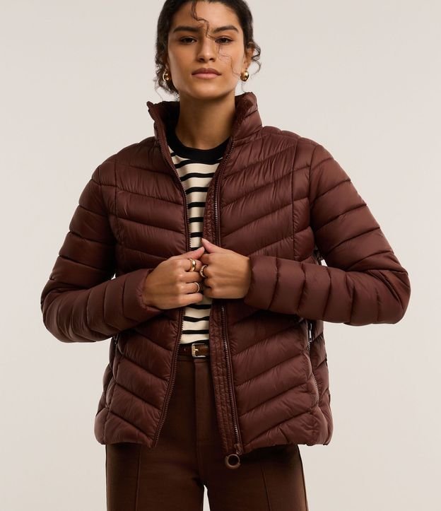 Campera Puffer Ultraligera en Poliamida con Bolsita