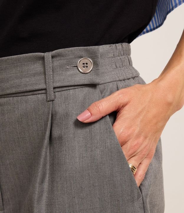 Pantalón Carrot Sastrería con Cintura Traspasado