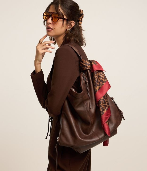 Bolso Hobo Grande Desestructurada con Correas Dobles