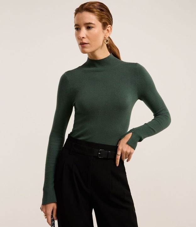 Blusa Básica en Viscosa con Cuello Alto 1