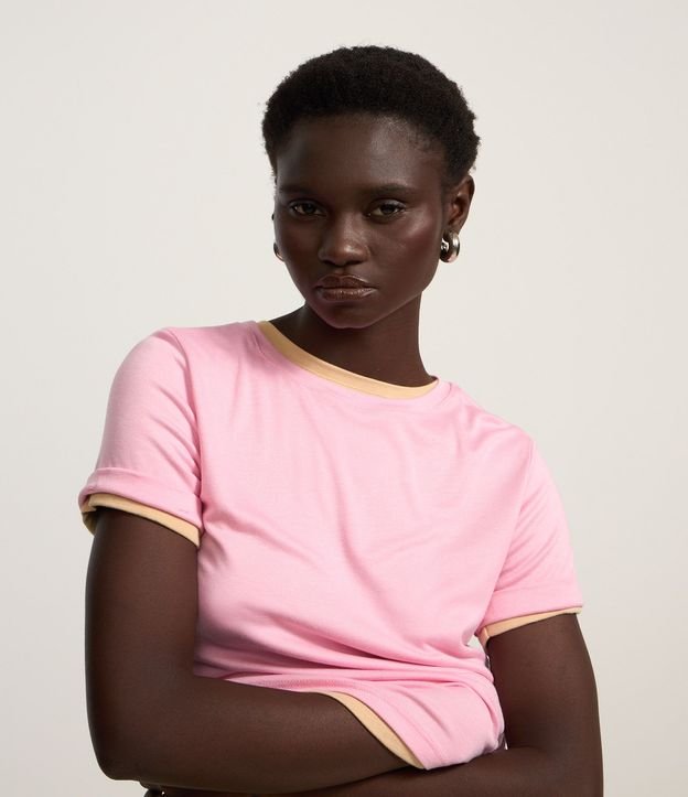Blusa Básica en Viscosa con Manga Dobrada