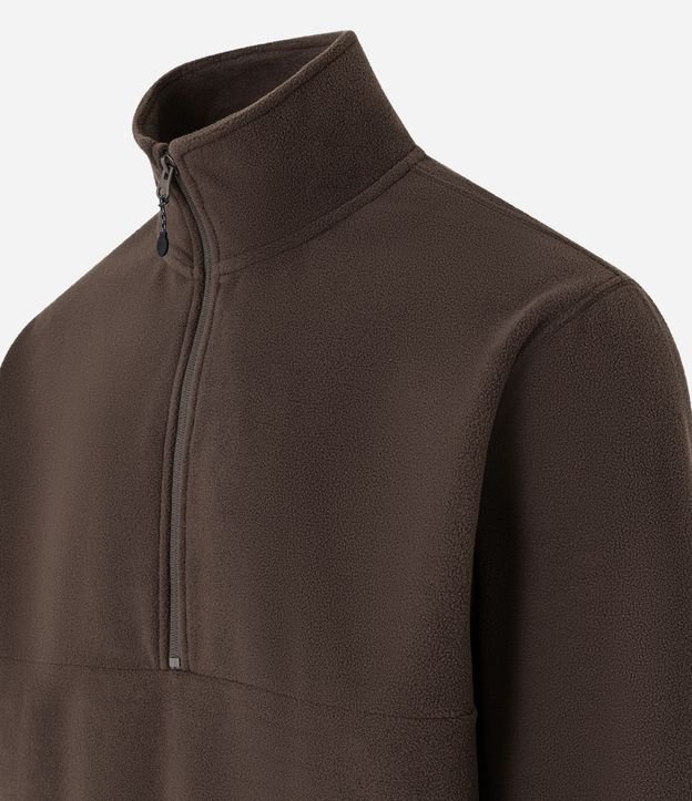 Saco en Fleece con Cuello Alto y Cremallera 8