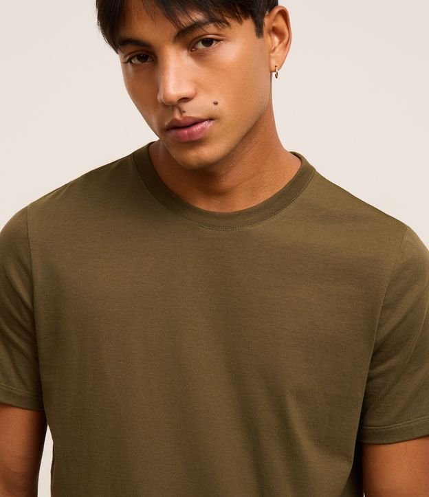 Remera Regular Básica en Algodón 7