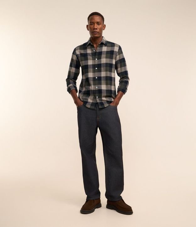 Camisa Comfort en Algodón con Estampado de Cuadros y Mangas Largas 2