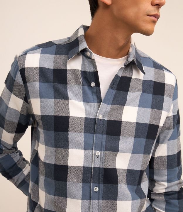 Camisa Comfort en Algodón con Estampado de Cuadros y Mangas Largas 3