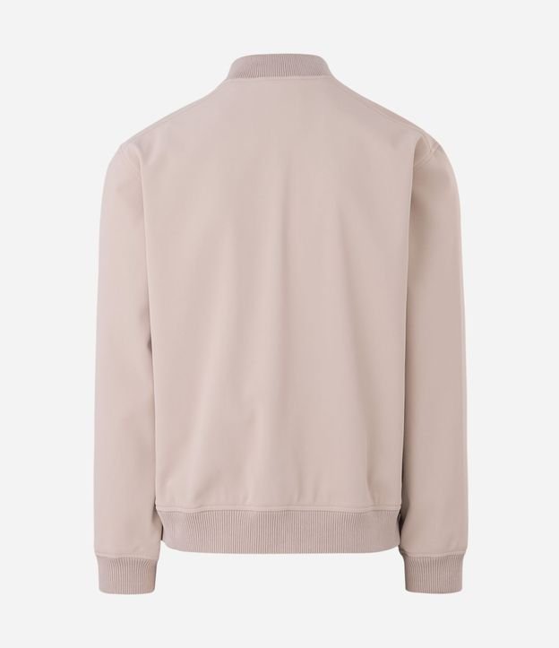 Campera con Tecnologia Repelente al Agua 8