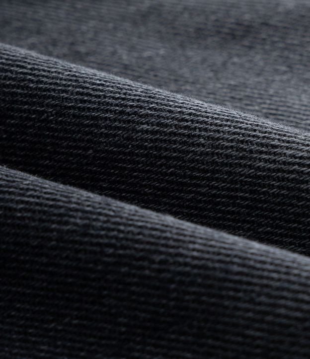 Pantalón Barrel en Jeans con Recortes y Pences 10